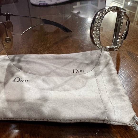 Authentic✨Dior Sunglasses - Picture 2 of 5